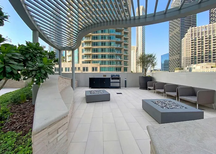 Silkhaus Heart Of Downtown 2 Bdr With Balcony